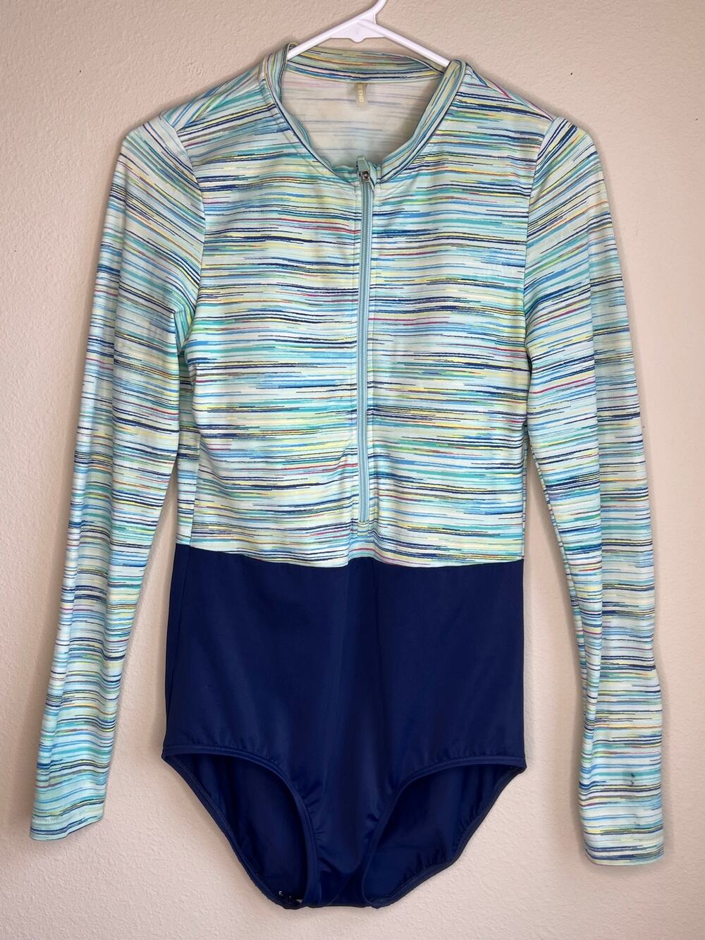 Lands End Tugless Long Sleeve One Piece Swimsuit Zip Rash Guard Size 8 Flawed